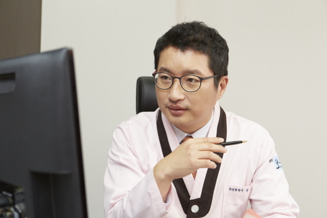강남 경희보궁한의원 박성우 원장 강남 경희보궁한의원 박성우 원장.jpg